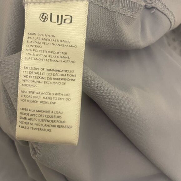 Lija | EUC Women’s Performance Exercise Tank in contrasting blues size Small - Picture 4 of 5